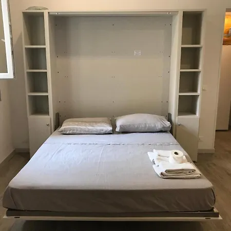 Della Cuba Vacanze Historic Center Apartment Trapani