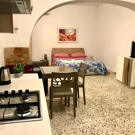 Della Cuba Vacanze Historic Center Appartement Trapani